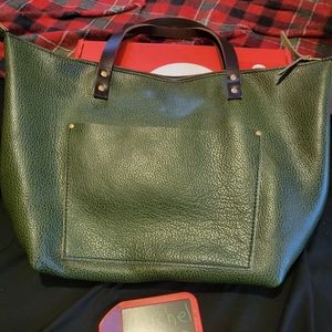 Portland leather goods large zip avocado tote with black handles